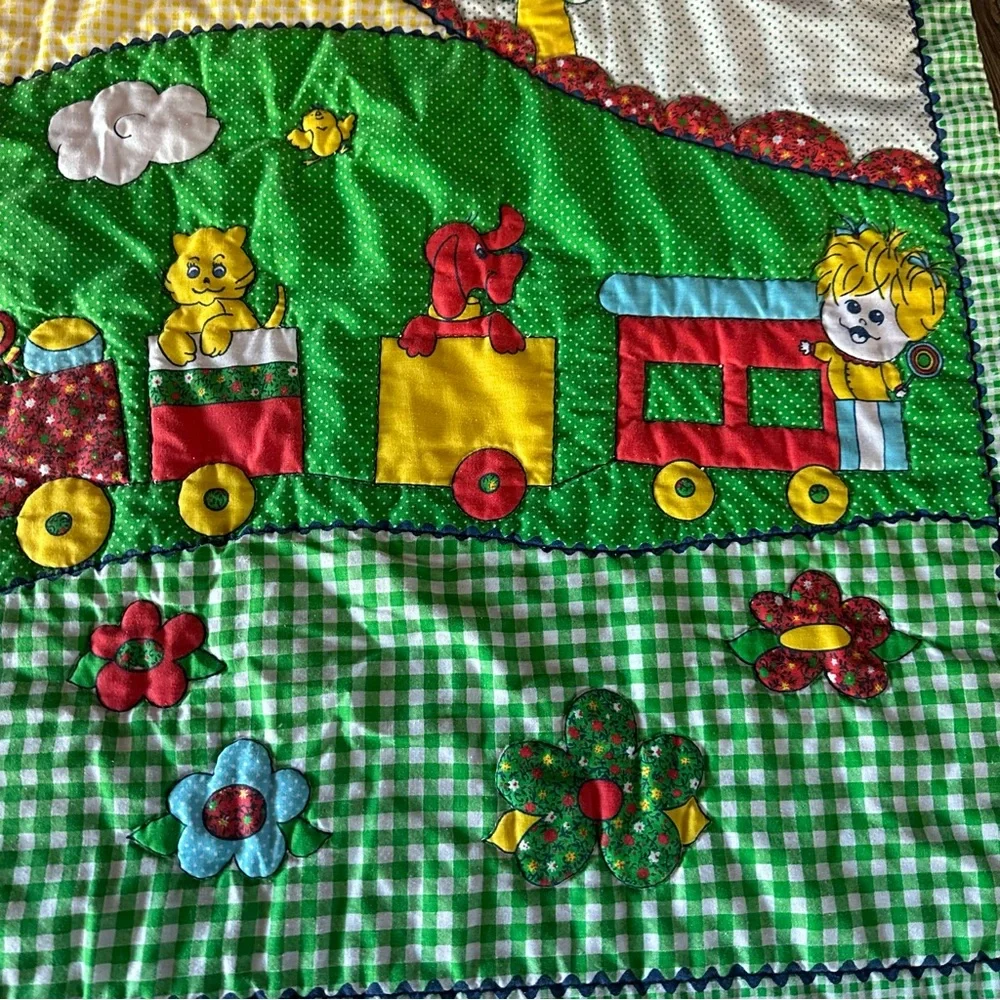 That's Our Baby green gingham lightweight quilt train flowers kids VINTAGE